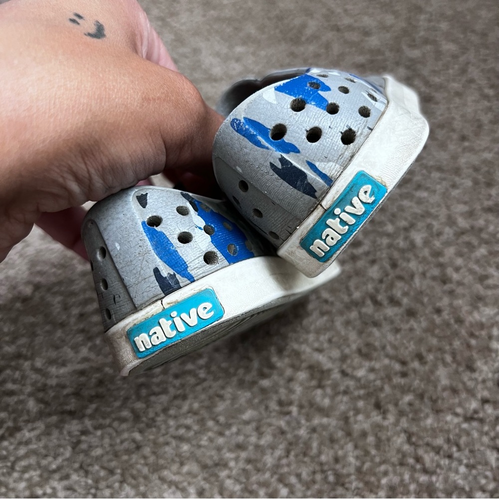 Natives - Picture 4 of 5